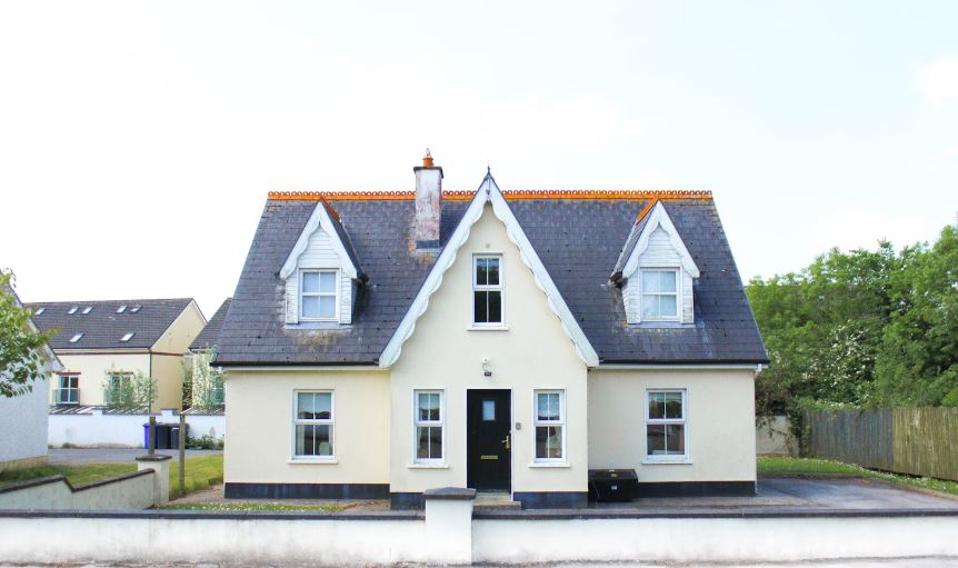 How-Job-Loss-Can-Cause-Distressed-Properties